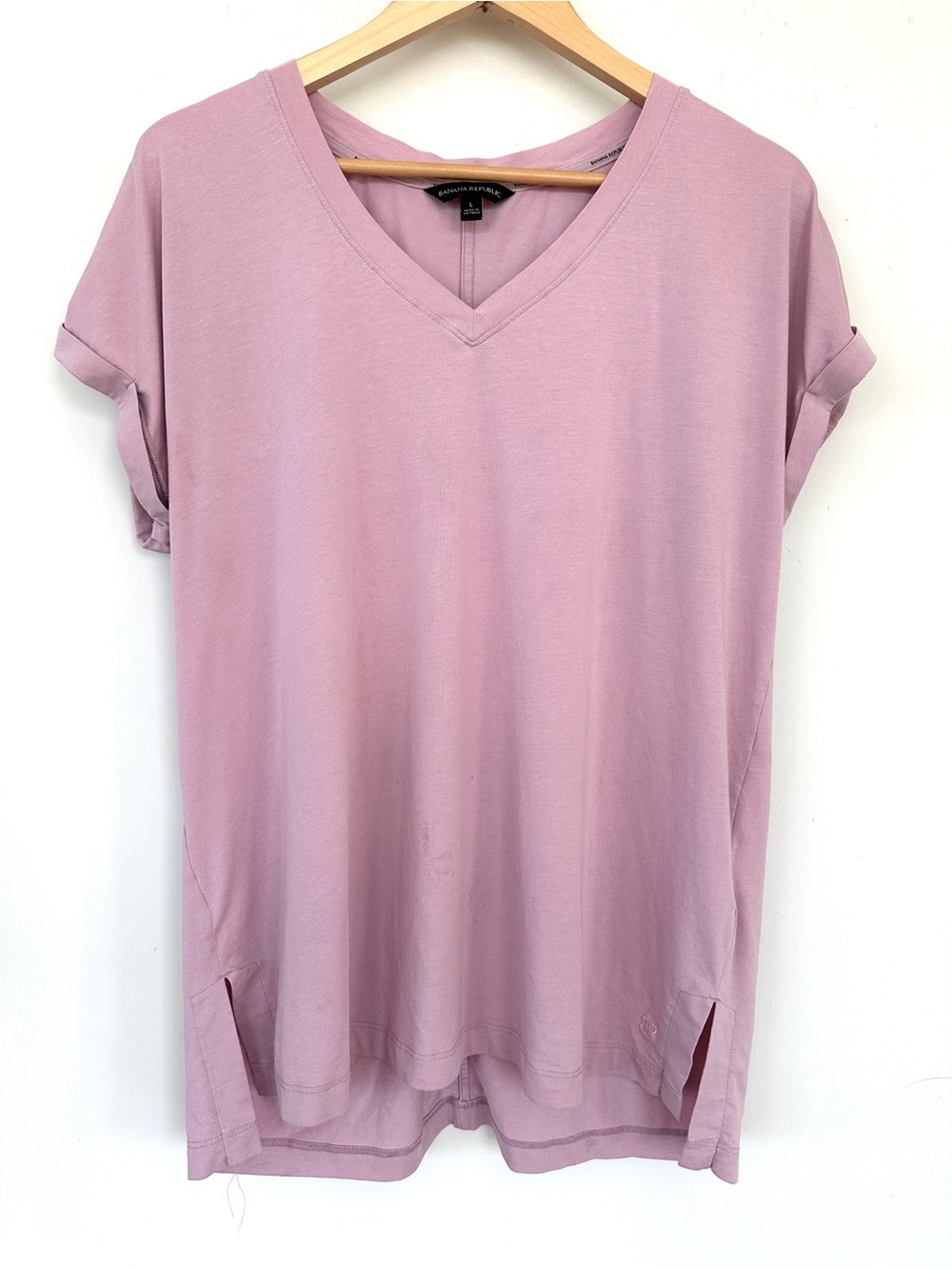 Banana Republic Everyday V-Neck Tee, Dolman Cut, Relaxed Fit - Dusty Pink